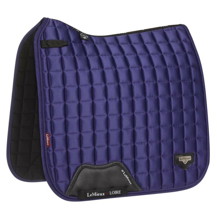Zadeldekje LeMieux Loire Classic Satin Dressage Square Ink Blue L Zadeldekje LeMieux Loire Classic Satin Dressage Square Ink Blue L