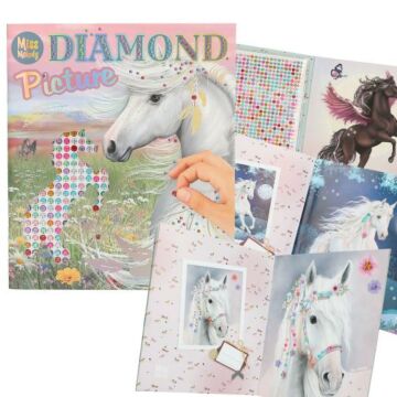 Stickerboek Miss Melody Create your diamond