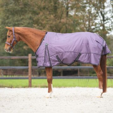 Turnoutdeken QHP Collection fleece lining Amethyst 